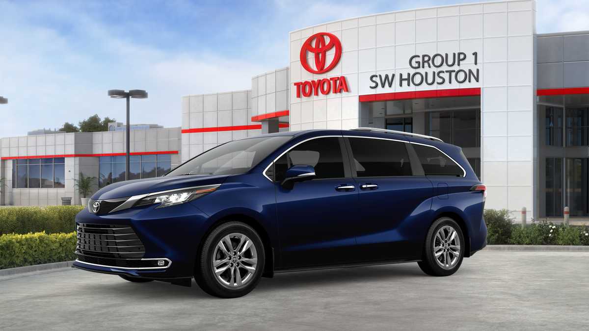 2026 Toyota Sienna photo 20 of 35