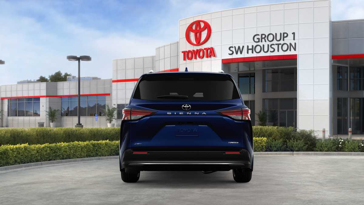 2026 Toyota Sienna photo 25 of 35