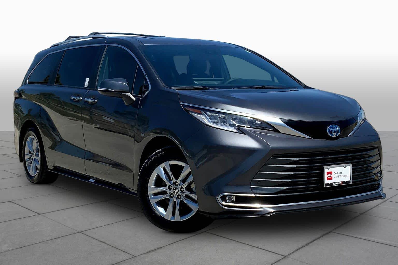 2025 Toyota Sienna Limited Magnetic Gray Metallic at Group 1 Toyota Southwest