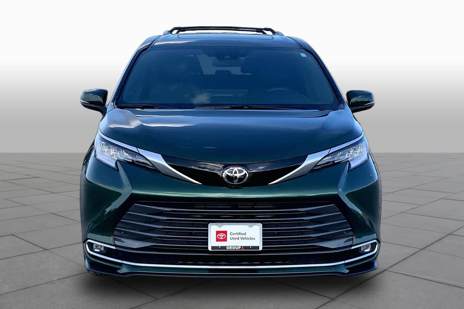 2026 Toyota Sienna Limited Cypress at Group 1 Toyota Southwest