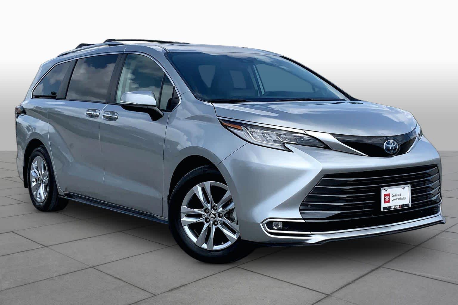2023 Toyota Sienna Limited Celestial Silver Metallic at Group 1 Toyota Southwest