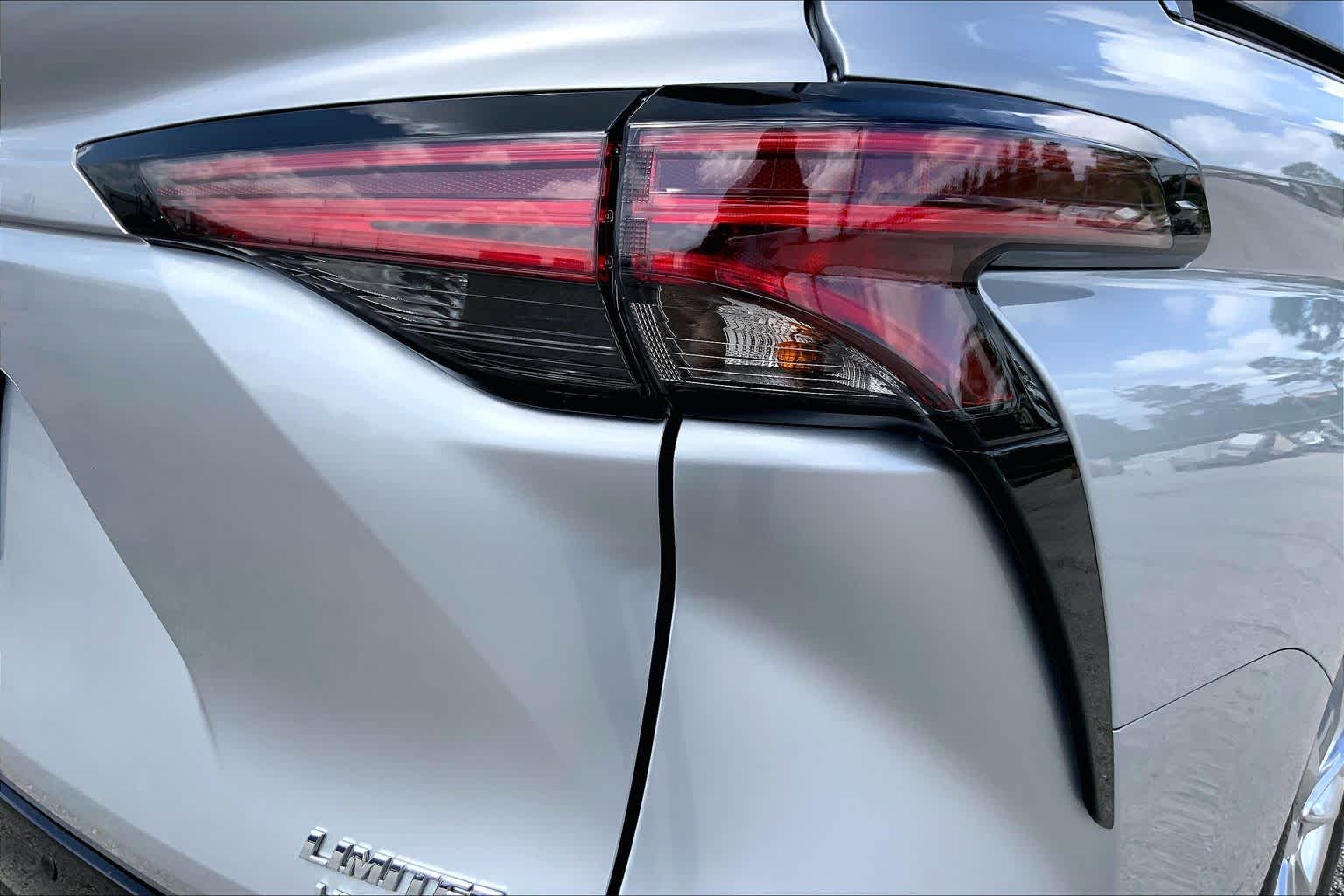 2023 Toyota Sienna Limited Celestial Silver Metallic at Group 1 Toyota Southwest