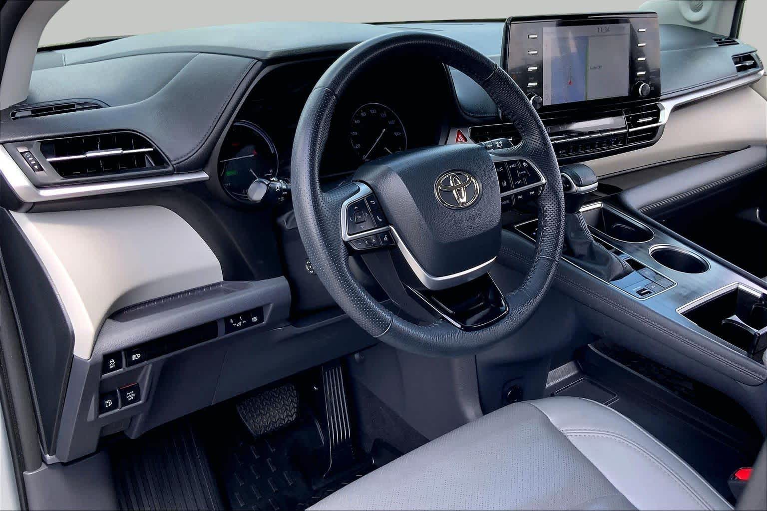 2023 Toyota Sienna Limited Celestial Silver Metallic at Group 1 Toyota Southwest