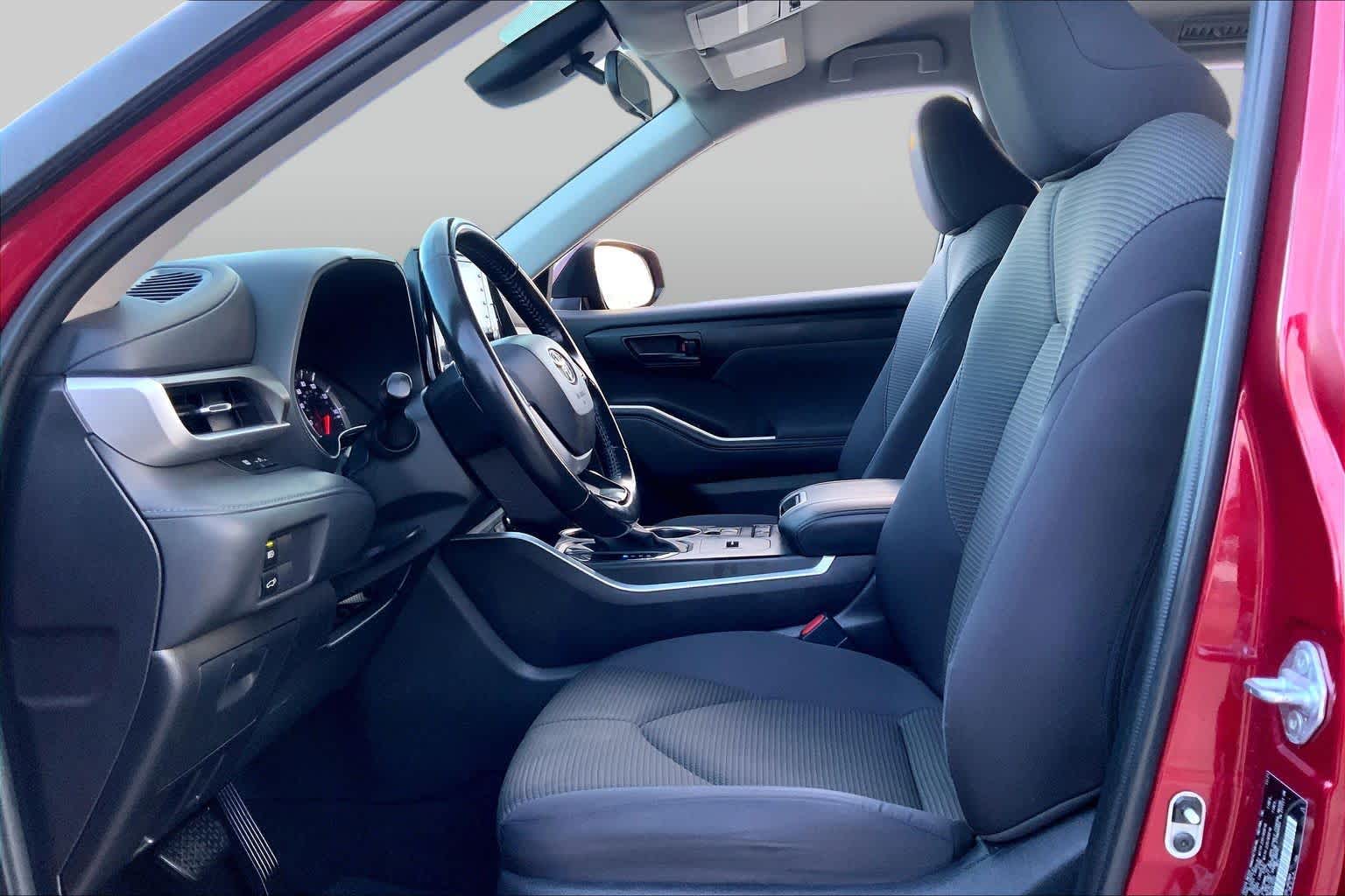 2022 Toyota Highlander LE Ruby Flare Pearl at AutoNation Chrysler Jeep Dodge Ram Spring