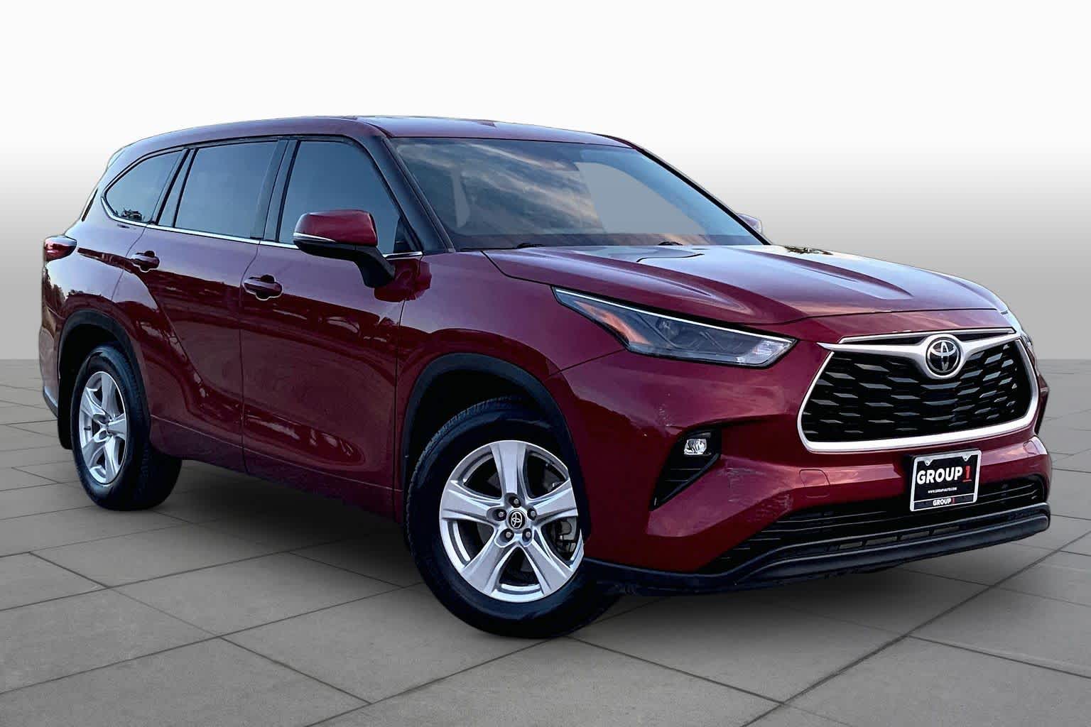 2022 Toyota Highlander LE Ruby Flare Pearl at AutoNation Chrysler Jeep Dodge Ram Spring