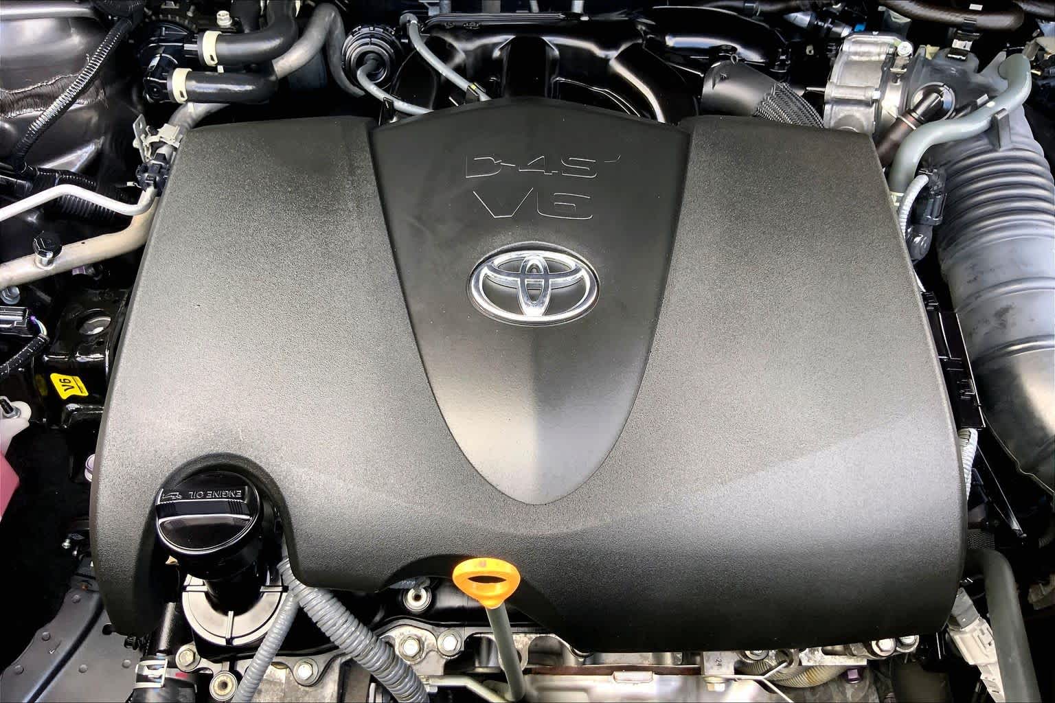 2022 Toyota Highlander LE Magnetic Gray Metallic at Lexus Southwest Houston