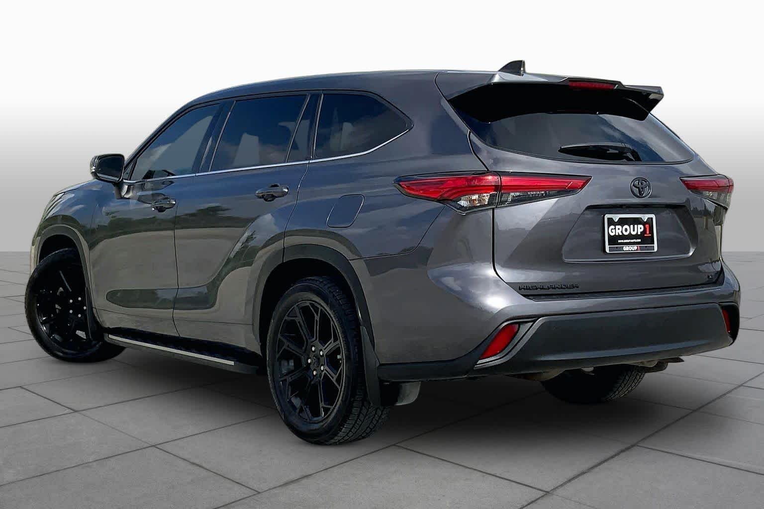 2022 Toyota Highlander LE Magnetic Gray Metallic at Lexus Southwest Houston