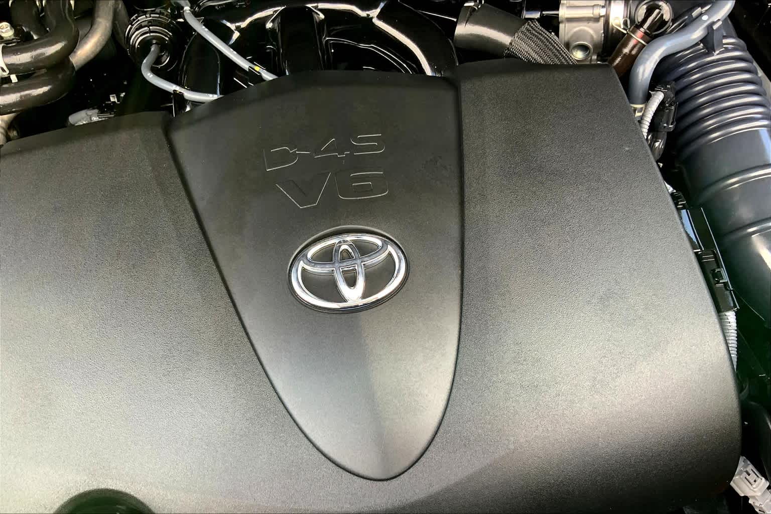 2022 Toyota Highlander LE Magnetic Gray Metallic at Lone Star Chevrolet