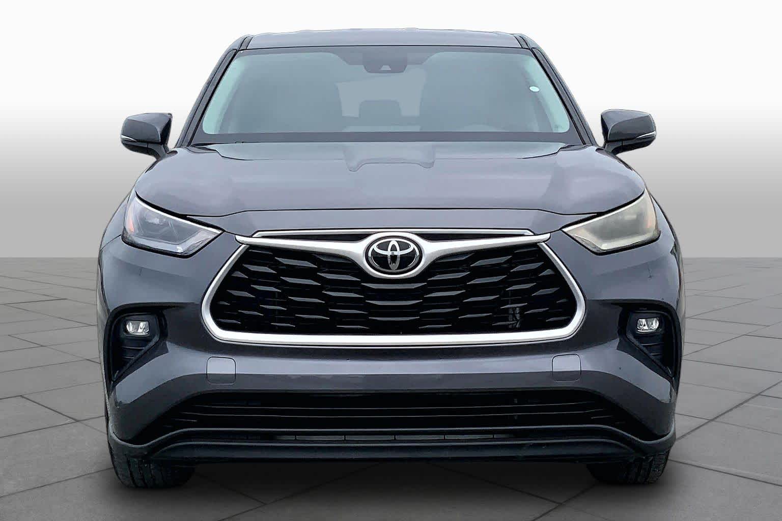 2022 Toyota Highlander LE Magnetic Gray Metallic at Group 1 Toyota Southwest
