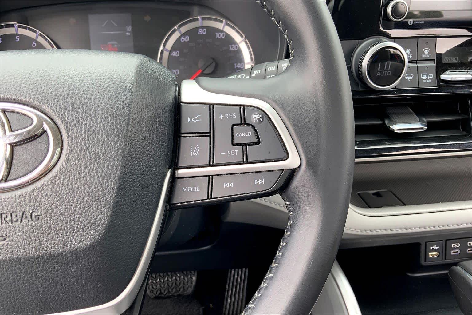 2022 Toyota Highlander LE Magnetic Gray Metallic at Group 1 Toyota Southwest