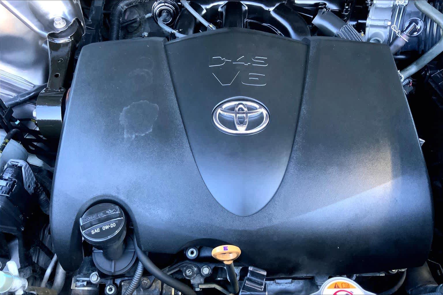 2018 Toyota Highlander LE Predawn Gray Mica at Westside Kia