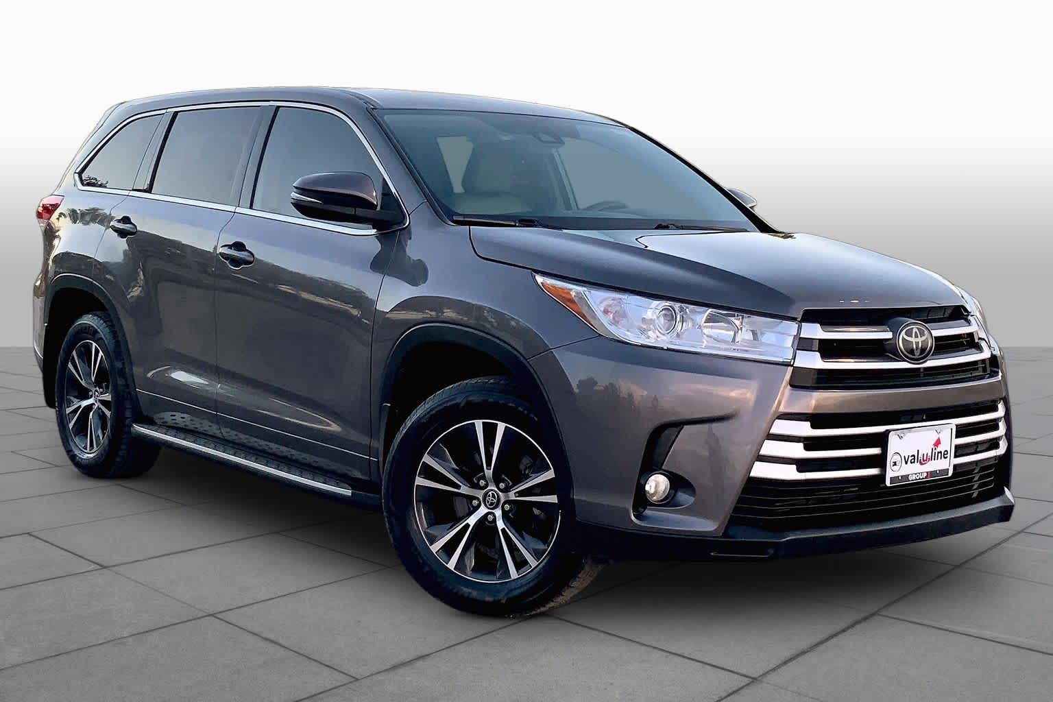 2018 Toyota Highlander LE Predawn Gray Mica at Westside Kia