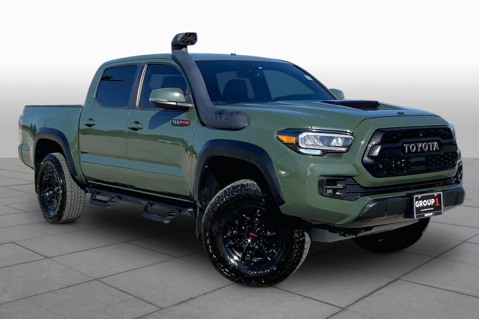 2020 Toyota Tacoma photo 3 of 36
