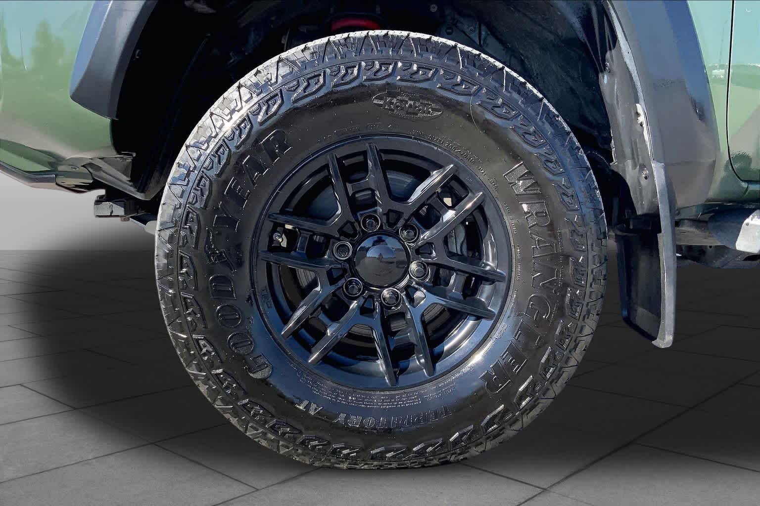 2020 Toyota Tacoma photo 11 of 36