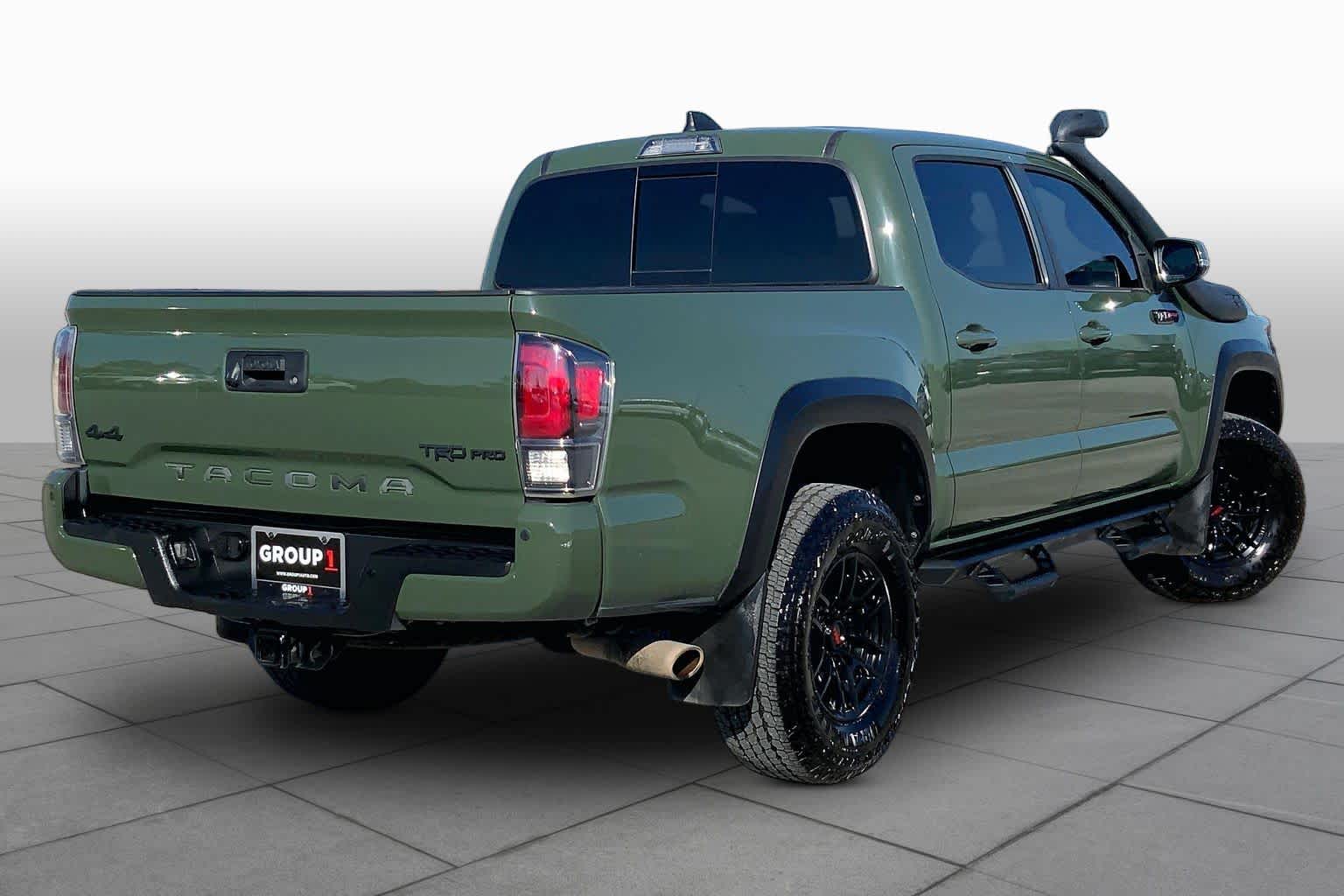 2020 Toyota Tacoma photo 13 of 36