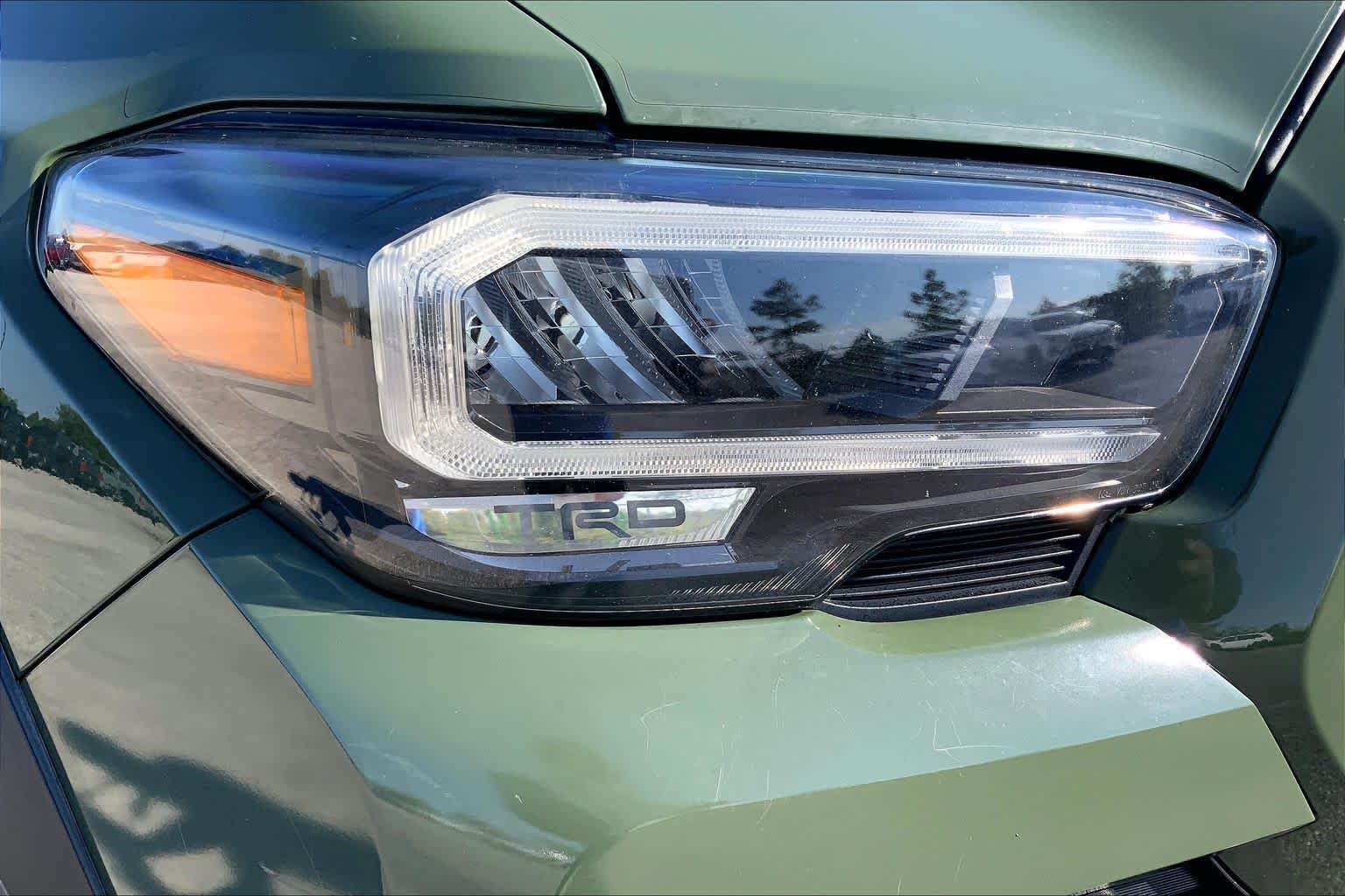2020 Toyota Tacoma photo 27 of 36