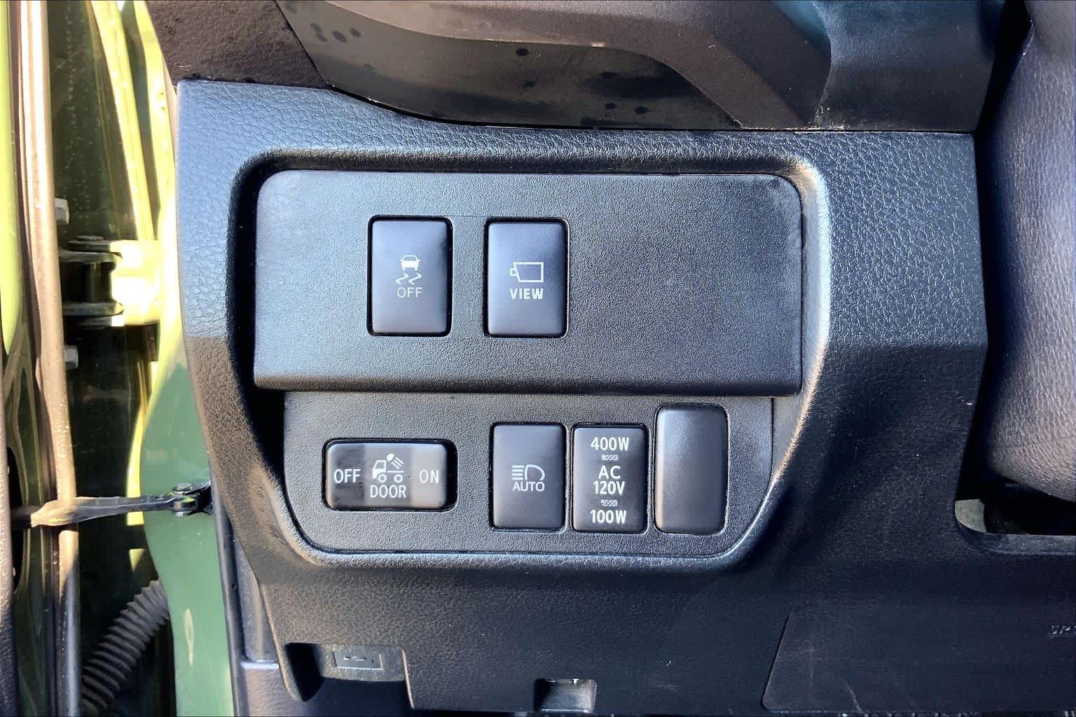 2020 Toyota Tacoma photo 33 of 36