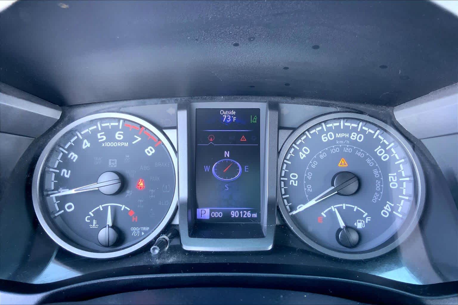 2020 Toyota Tacoma photo 25 of 36