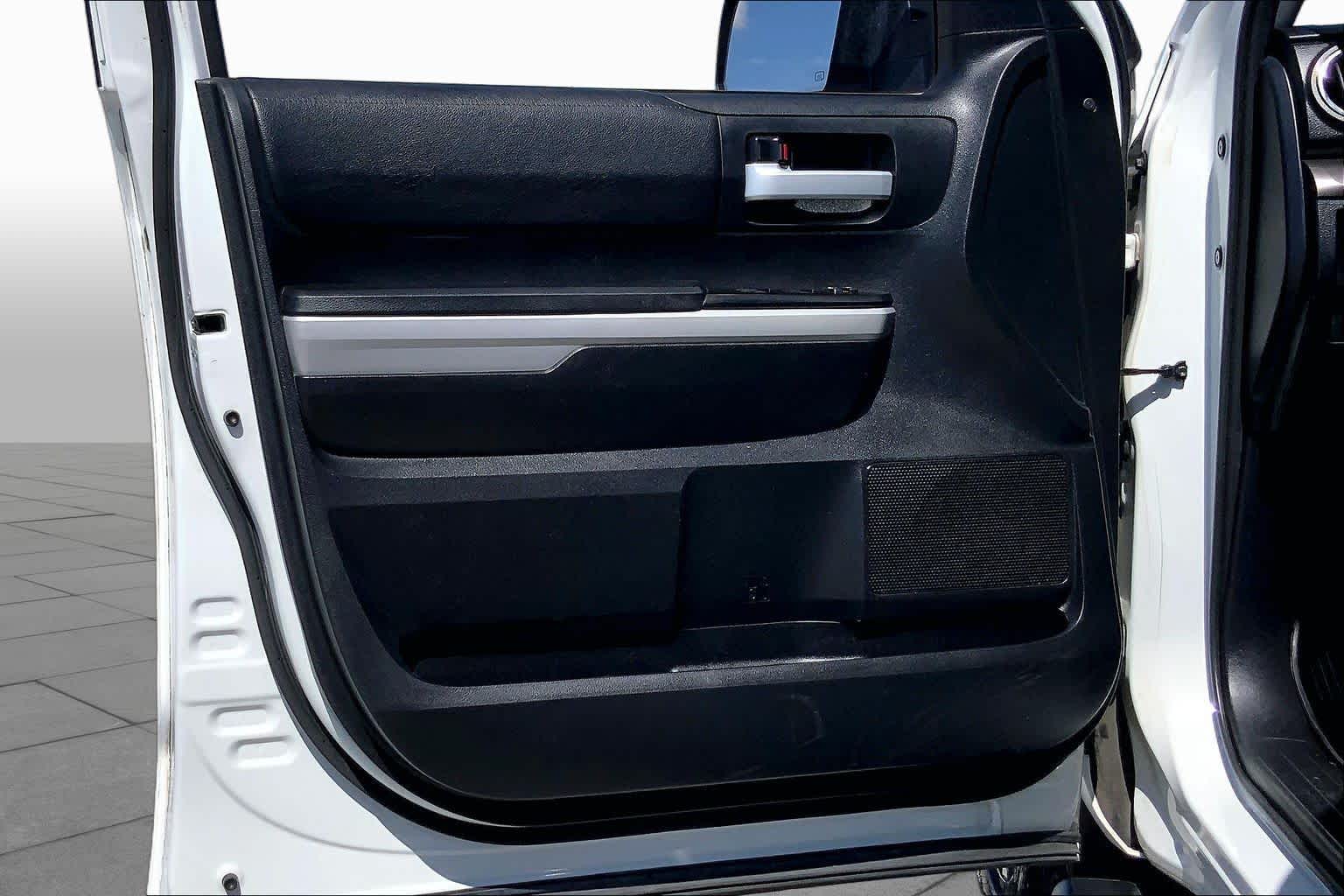 2019 Toyota Tundra SR5 Super White at Group 1 Toyota Southwest