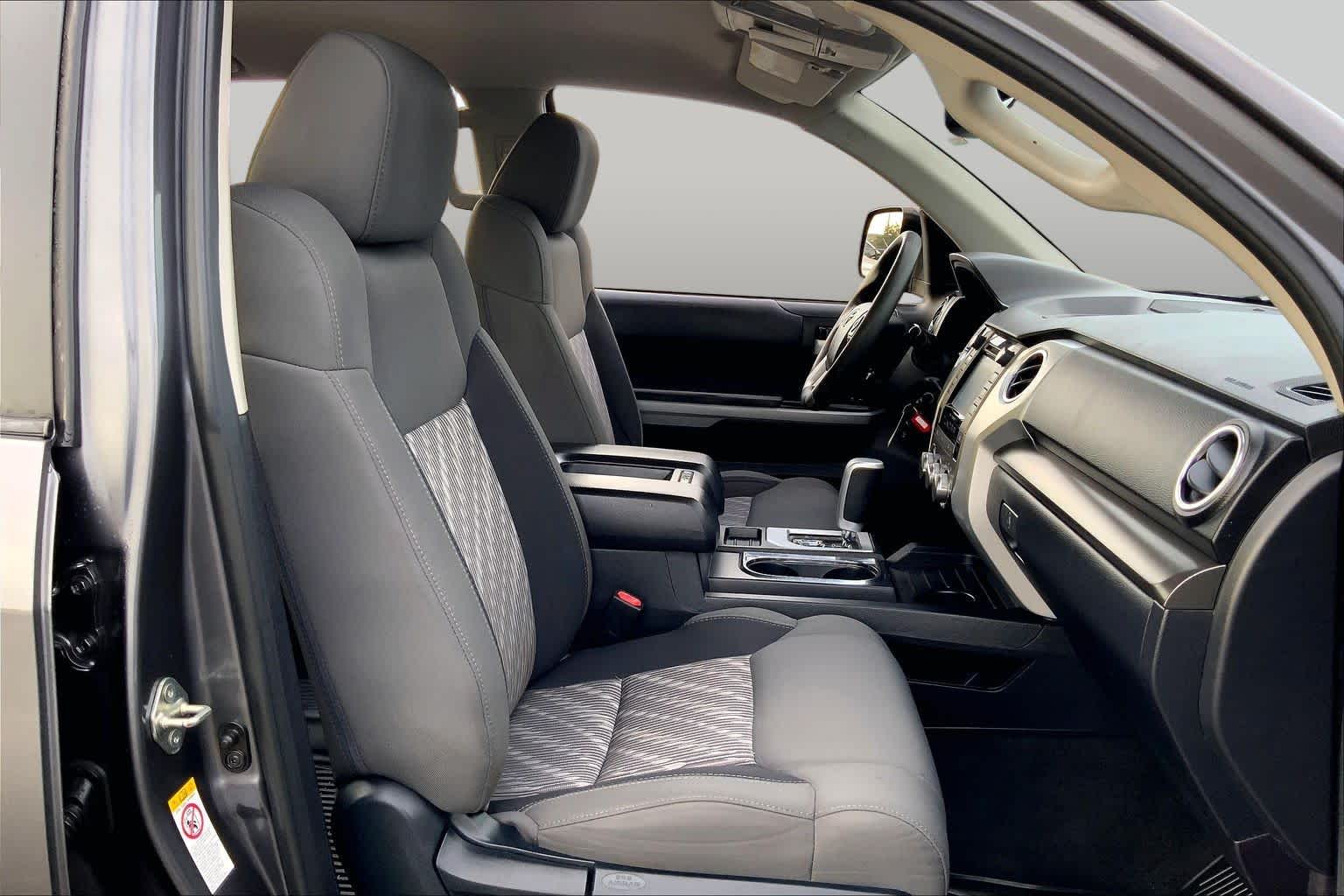 2018 Toyota Tundra photo 10 of 37