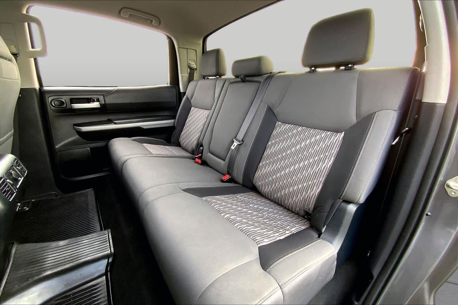 2018 Toyota Tundra photo 21 of 37