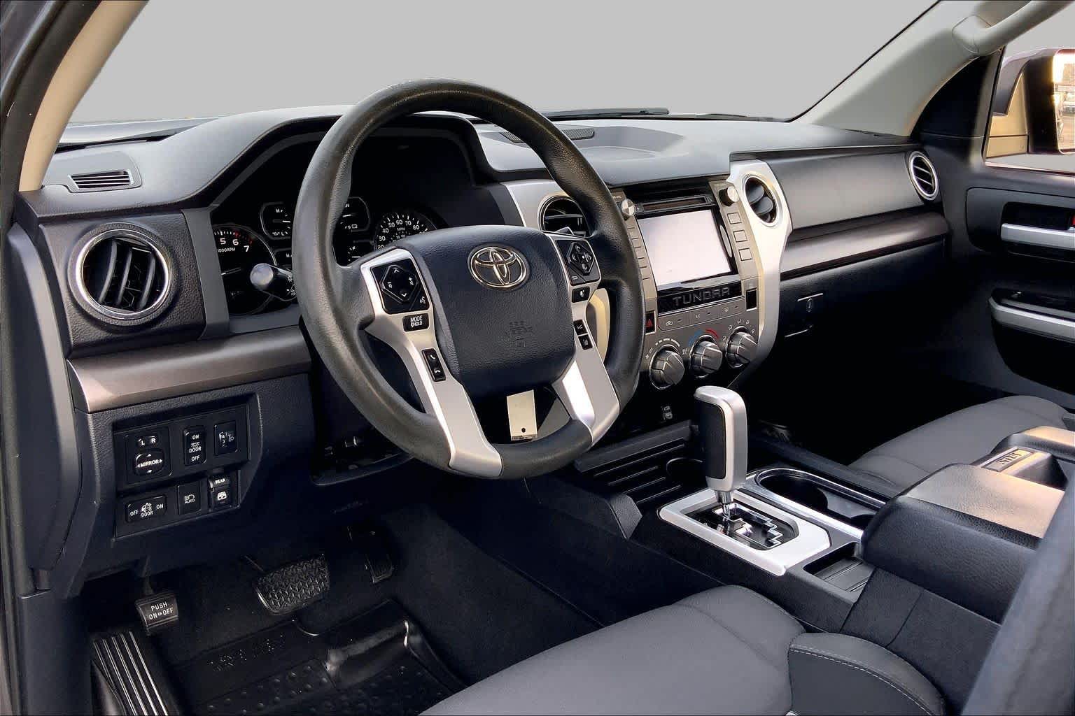 2018 Toyota Tundra photo 18 of 37