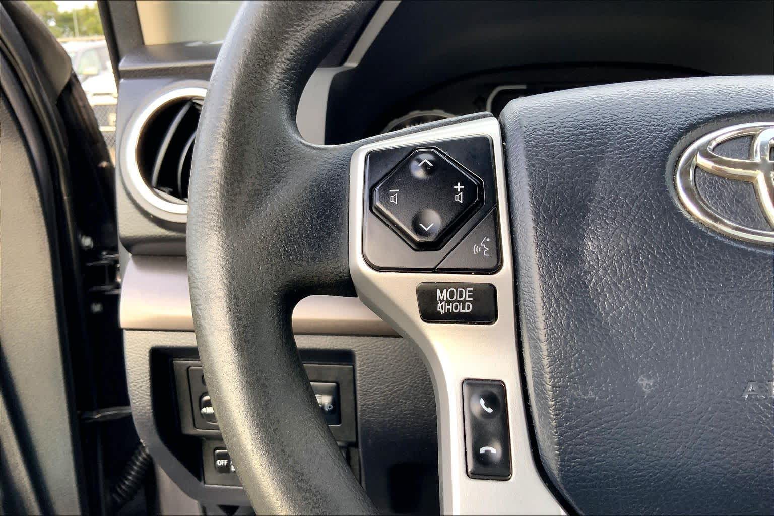 2018 Toyota Tundra photo 24 of 37