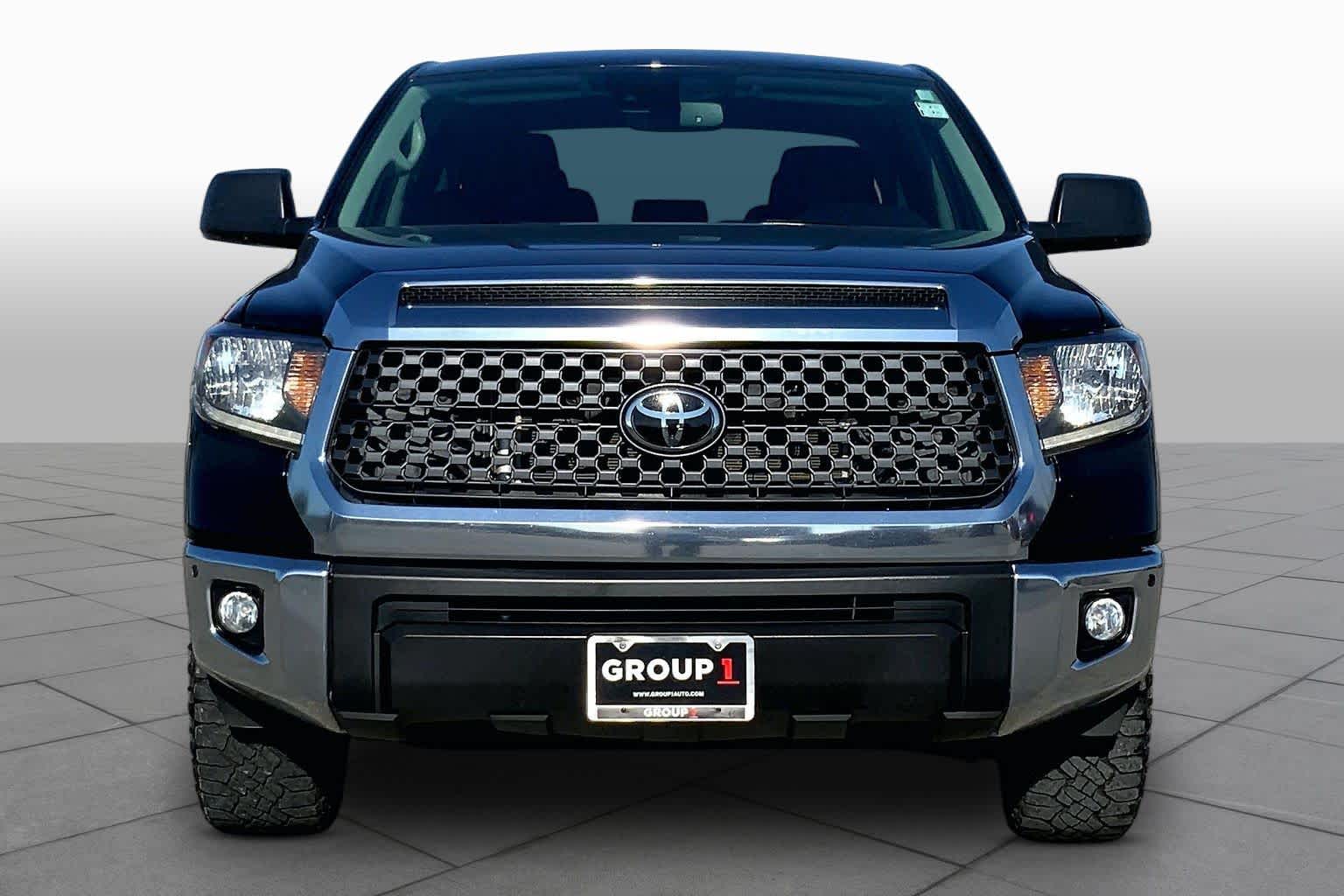2021 Toyota Tundra photo 4 of 36