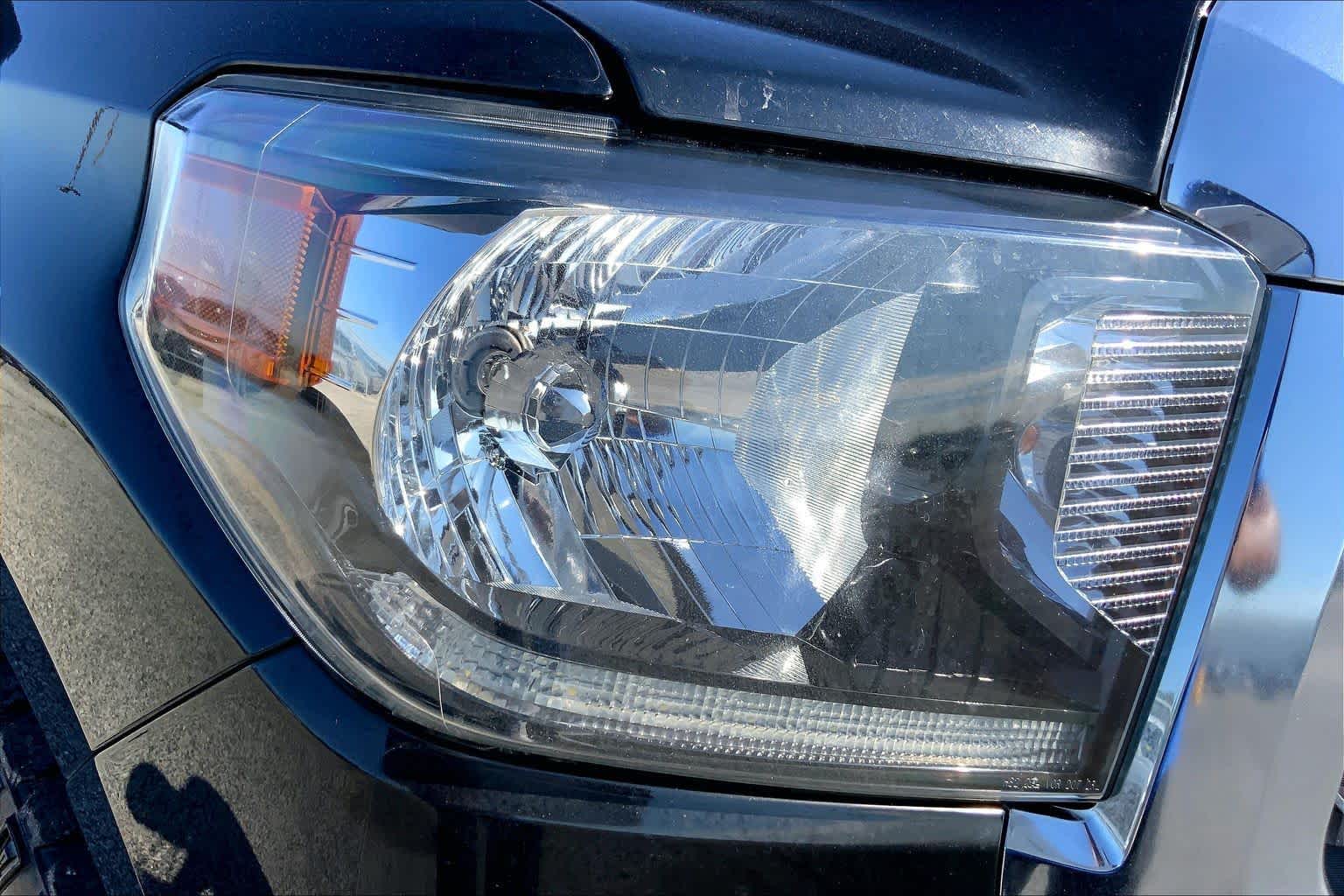 2021 Toyota Tundra photo 27 of 36