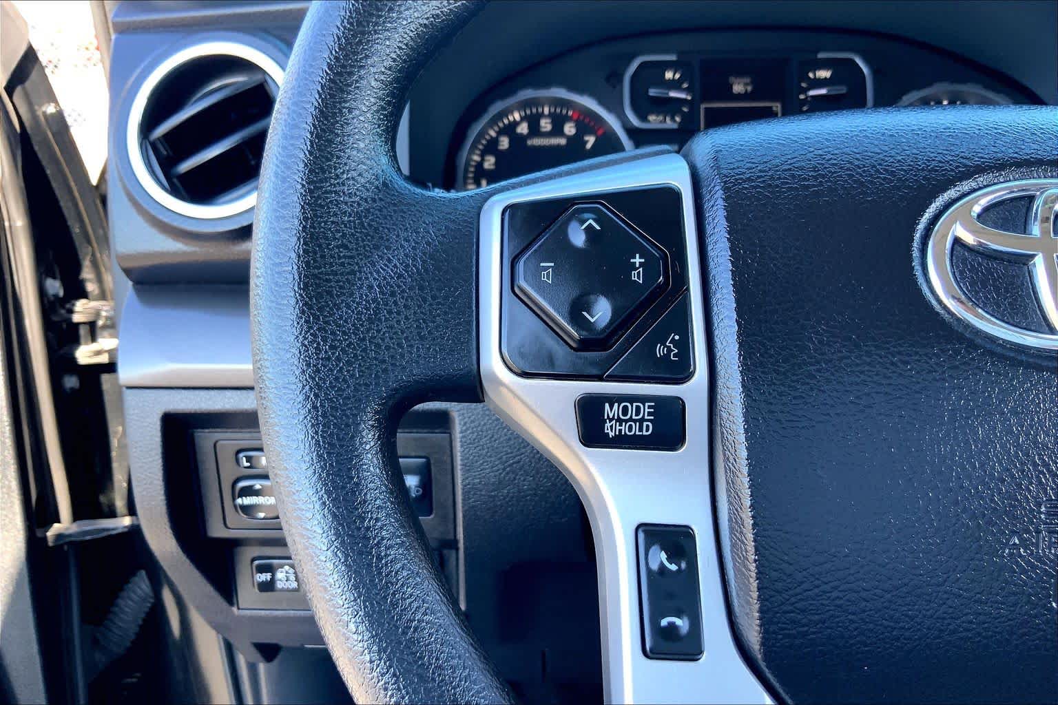 2021 Toyota Tundra photo 23 of 36