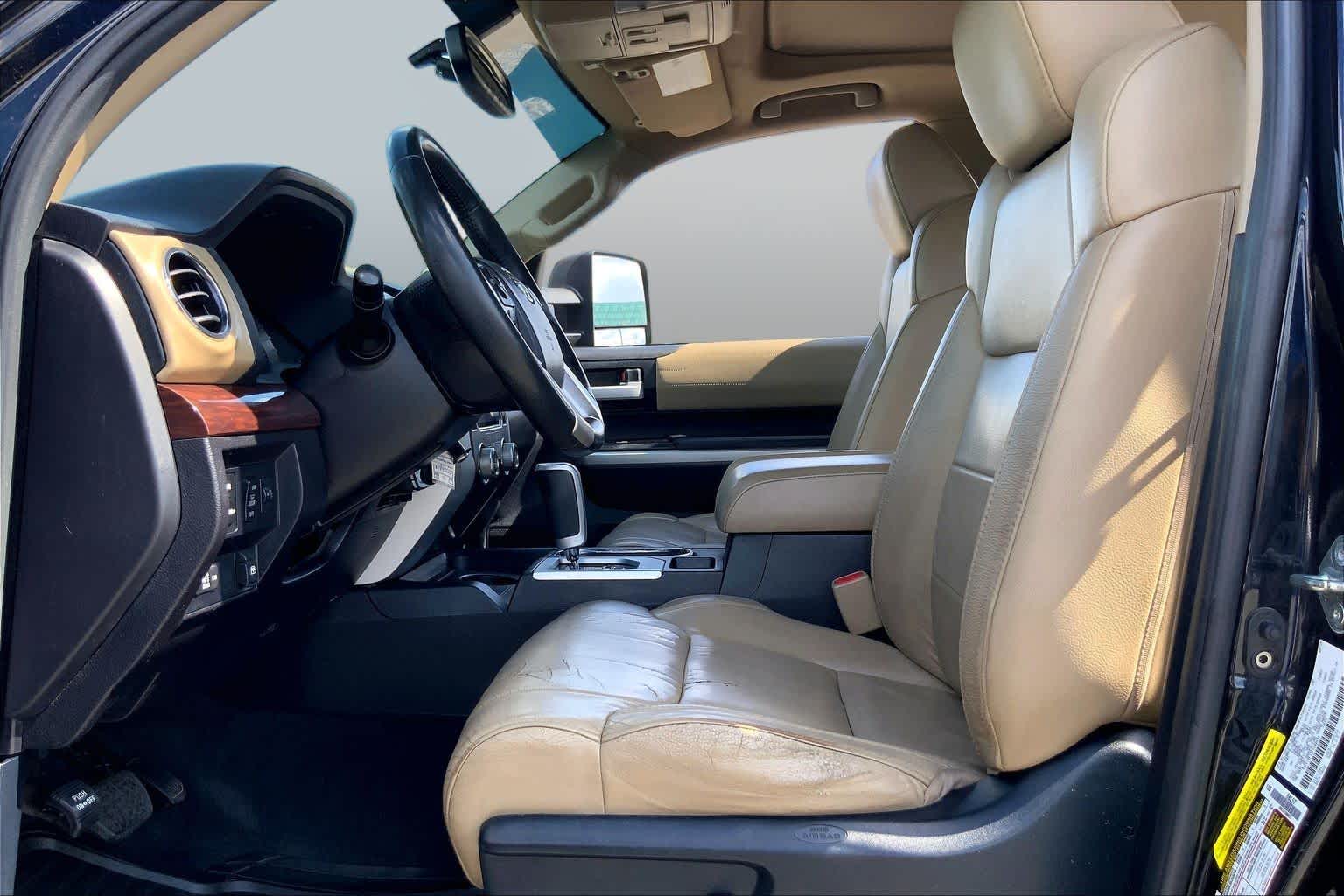 2015 Toyota Tundra photo 7 of 35