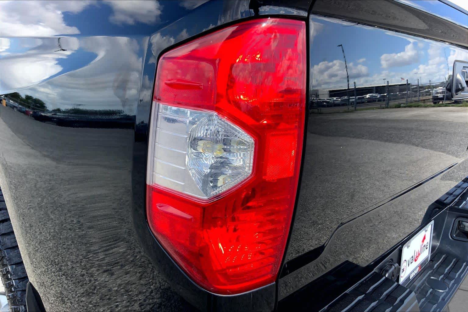 2015 Toyota Tundra photo 27 of 35