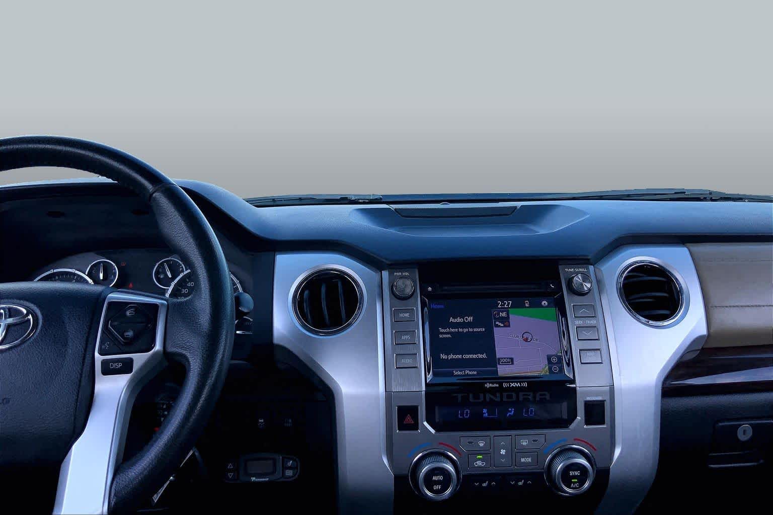 2015 Toyota Tundra photo 6 of 35