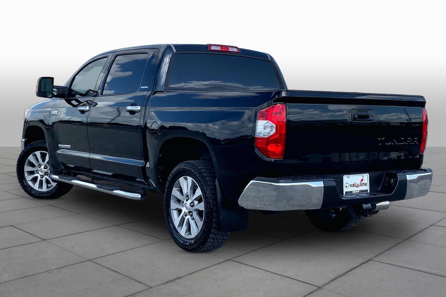 2015 Toyota Tundra photo 11 of 35