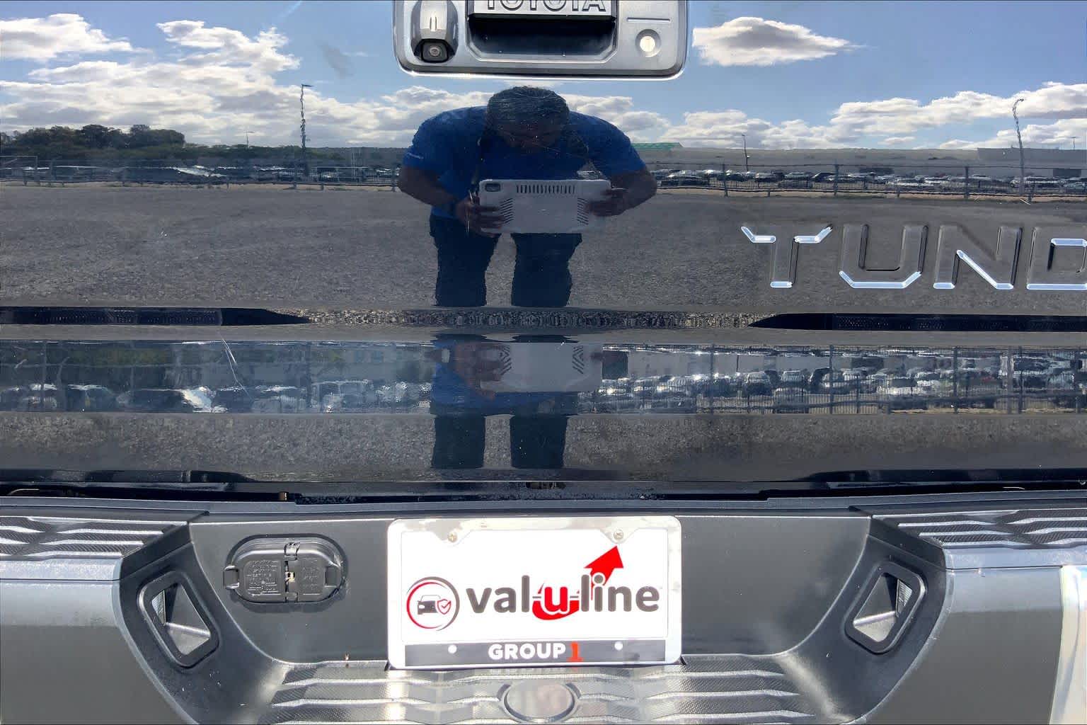 2015 Toyota Tundra photo 29 of 35