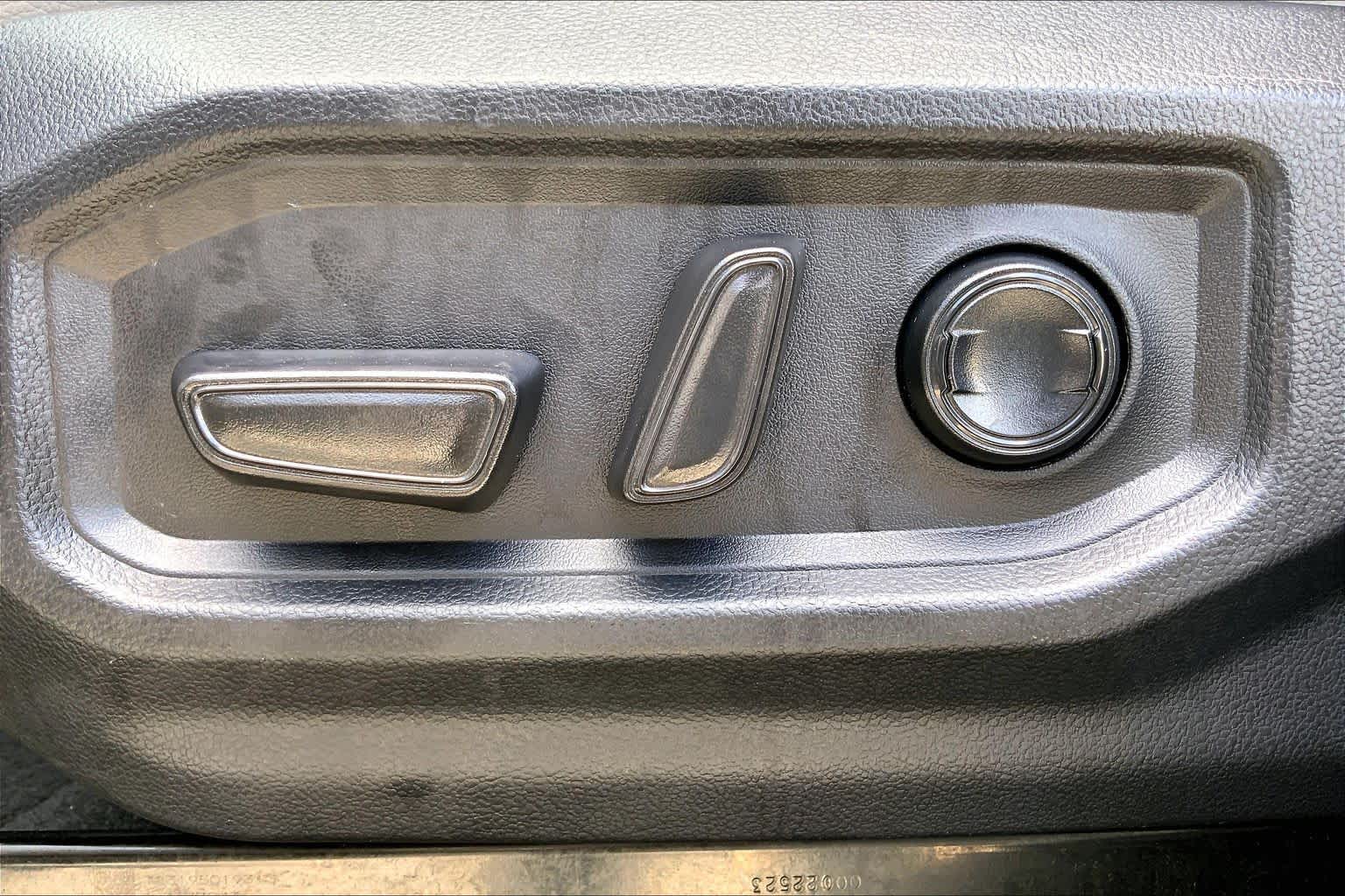 2023 Toyota Tundra Limited Wind Chill Pearl at Group 1 Toyota Southwest