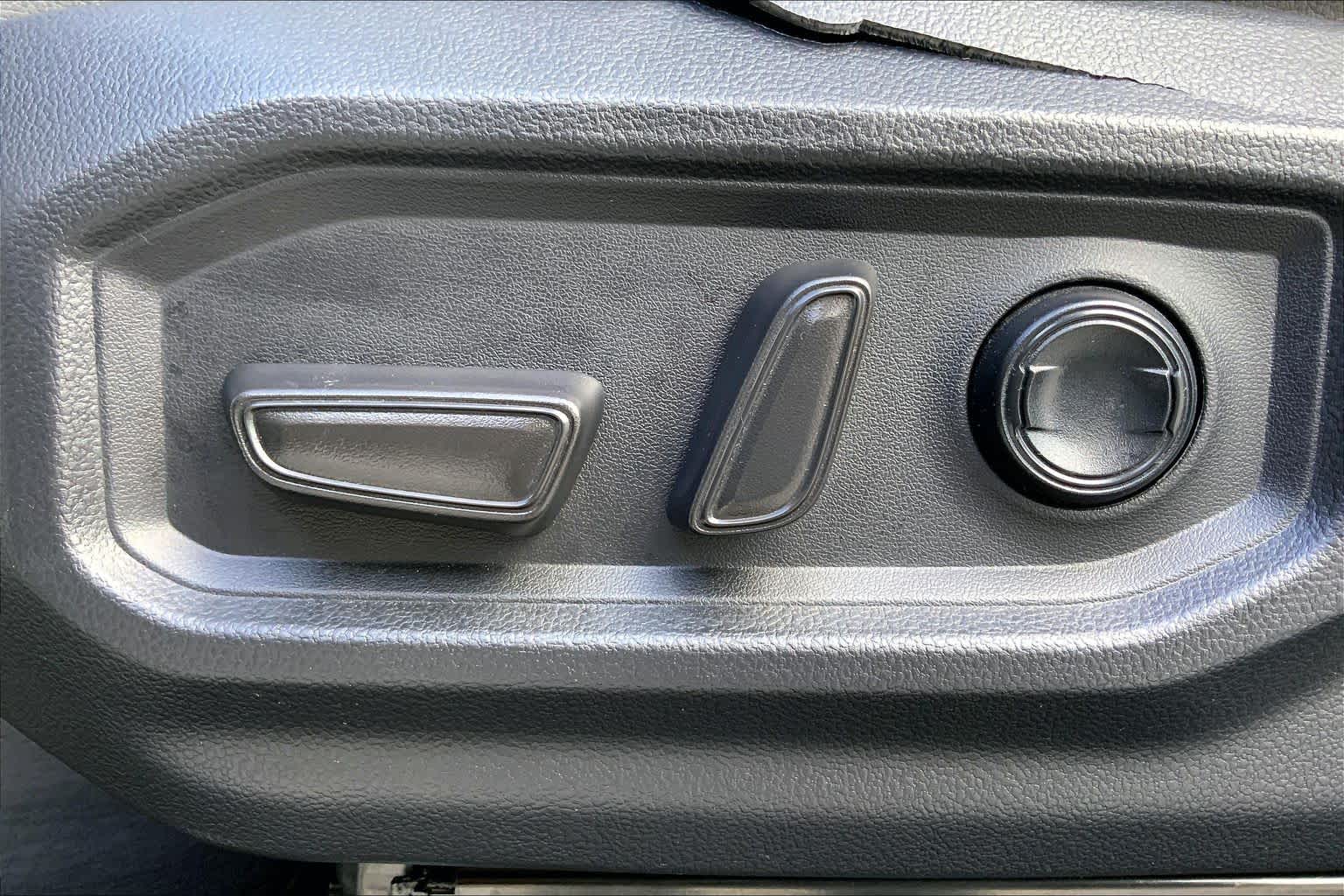 2023 Toyota Tundra Limited Hybrid Wind Chill Pearl at Group 1 Toyota Southwest