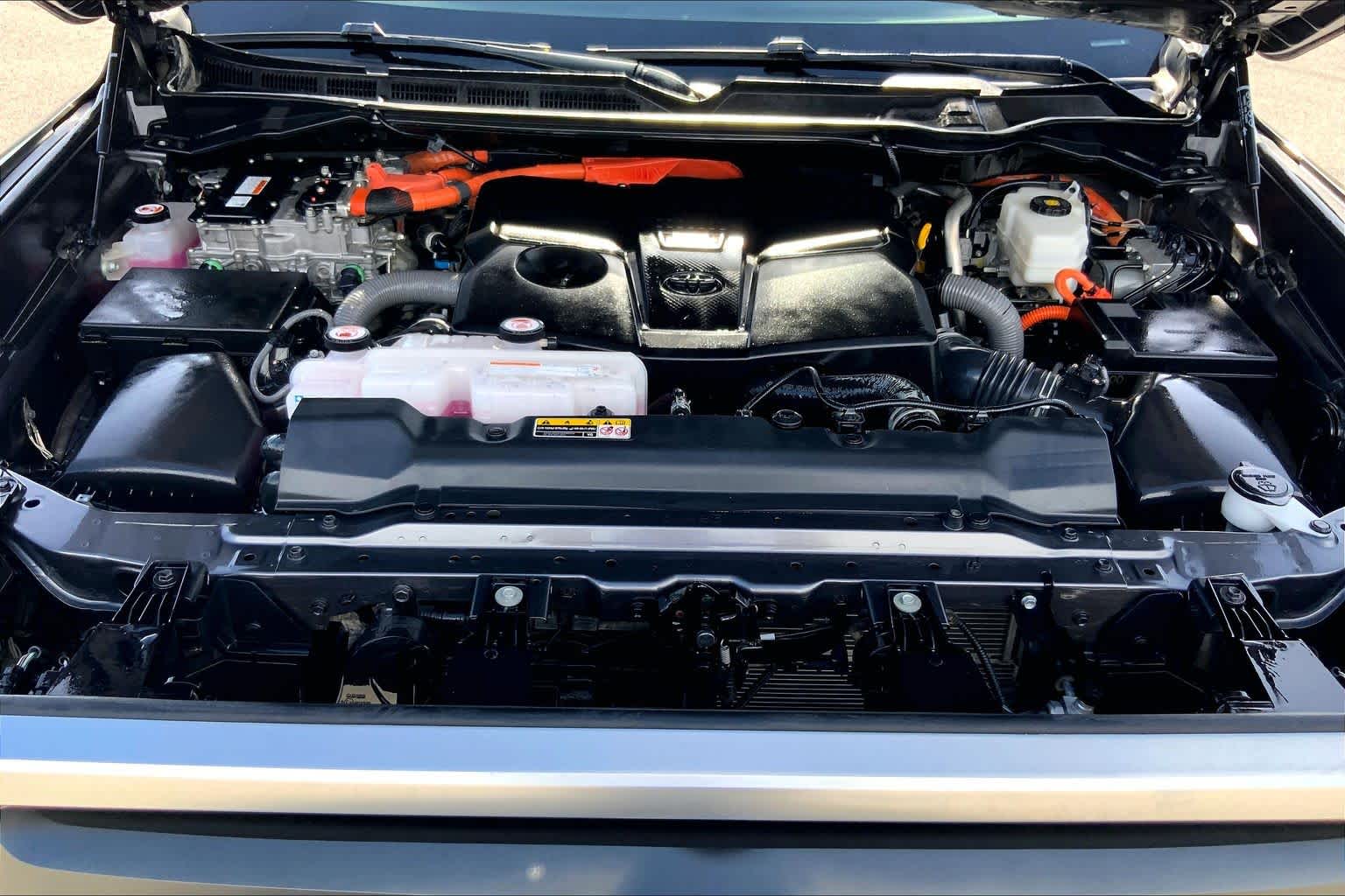 2024 Toyota Tundra photo 31 of 36