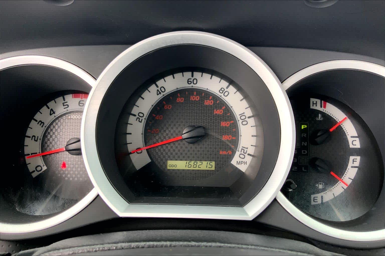 2015 Toyota Tacoma photo 25 of 36