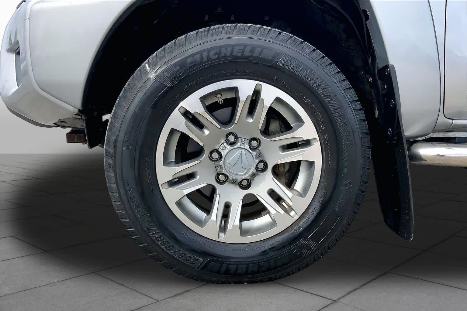 2015 Toyota Tacoma photo 11 of 36
