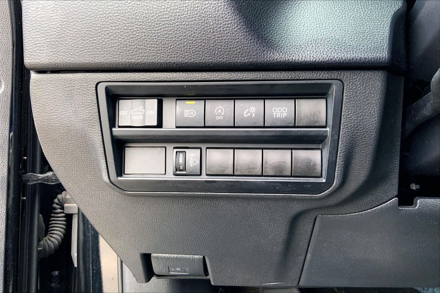 2022 Toyota Tundra photo 33 of 36