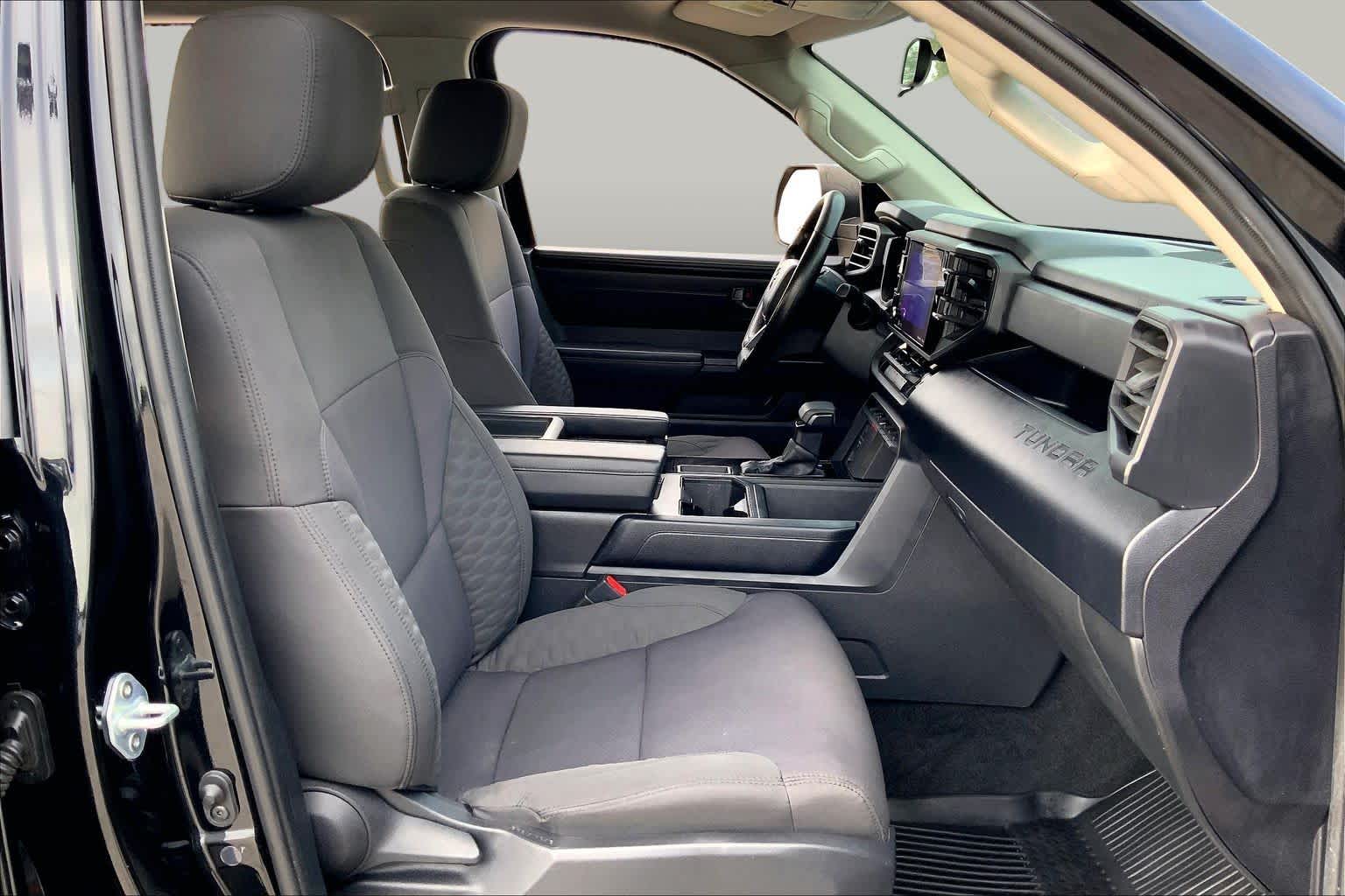 2022 Toyota Tundra photo 9 of 36