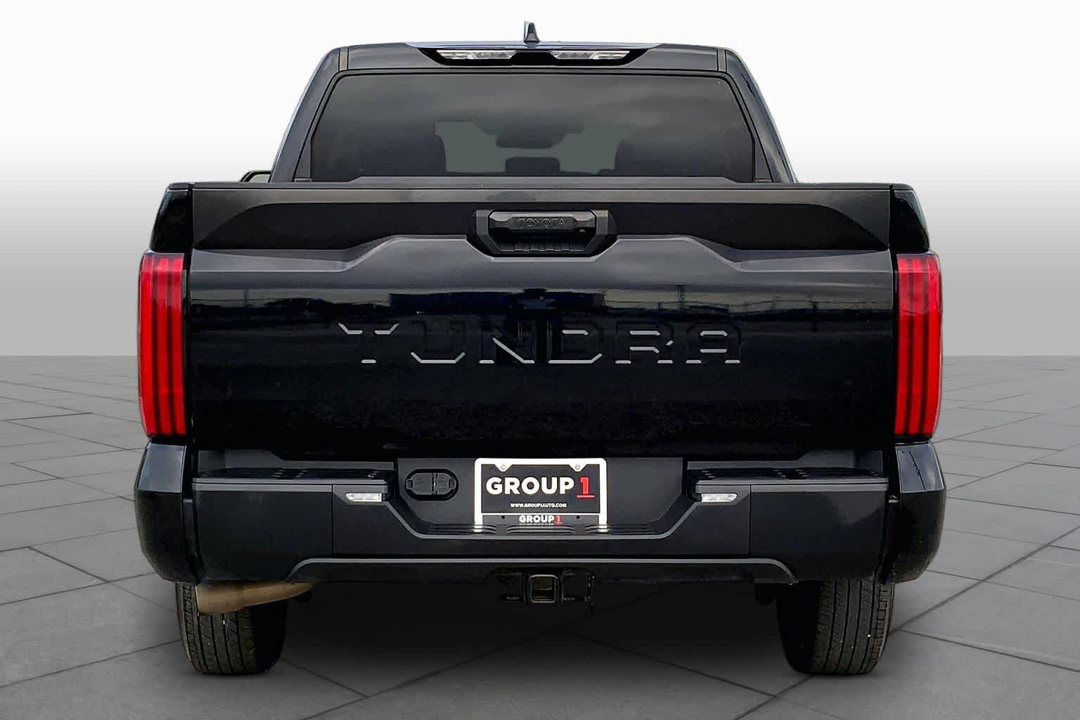 2022 Toyota Tundra photo 5 of 36