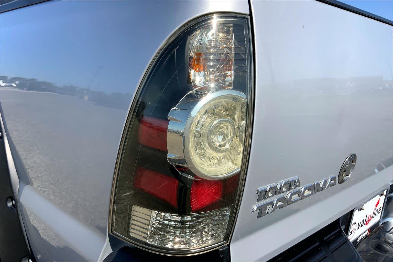 2013 Toyota Tacoma photo 26 of 34