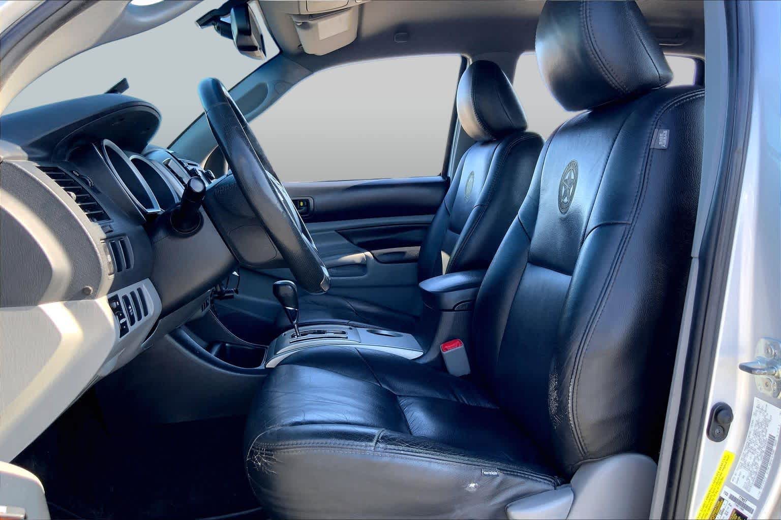 2013 Toyota Tacoma photo 7 of 34