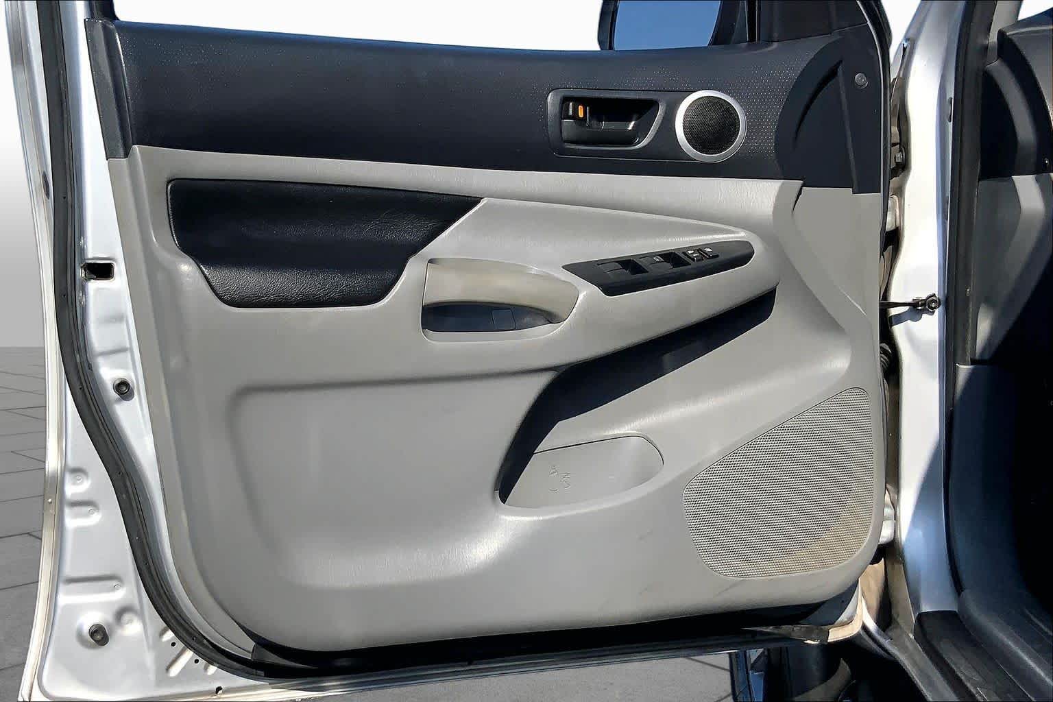 2013 Toyota Tacoma photo 20 of 34