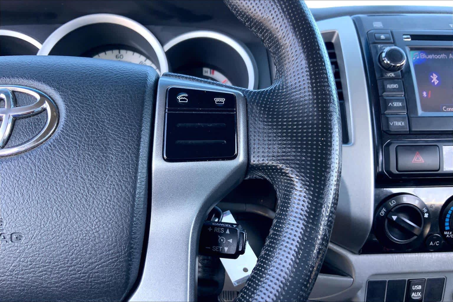 2013 Toyota Tacoma photo 23 of 34