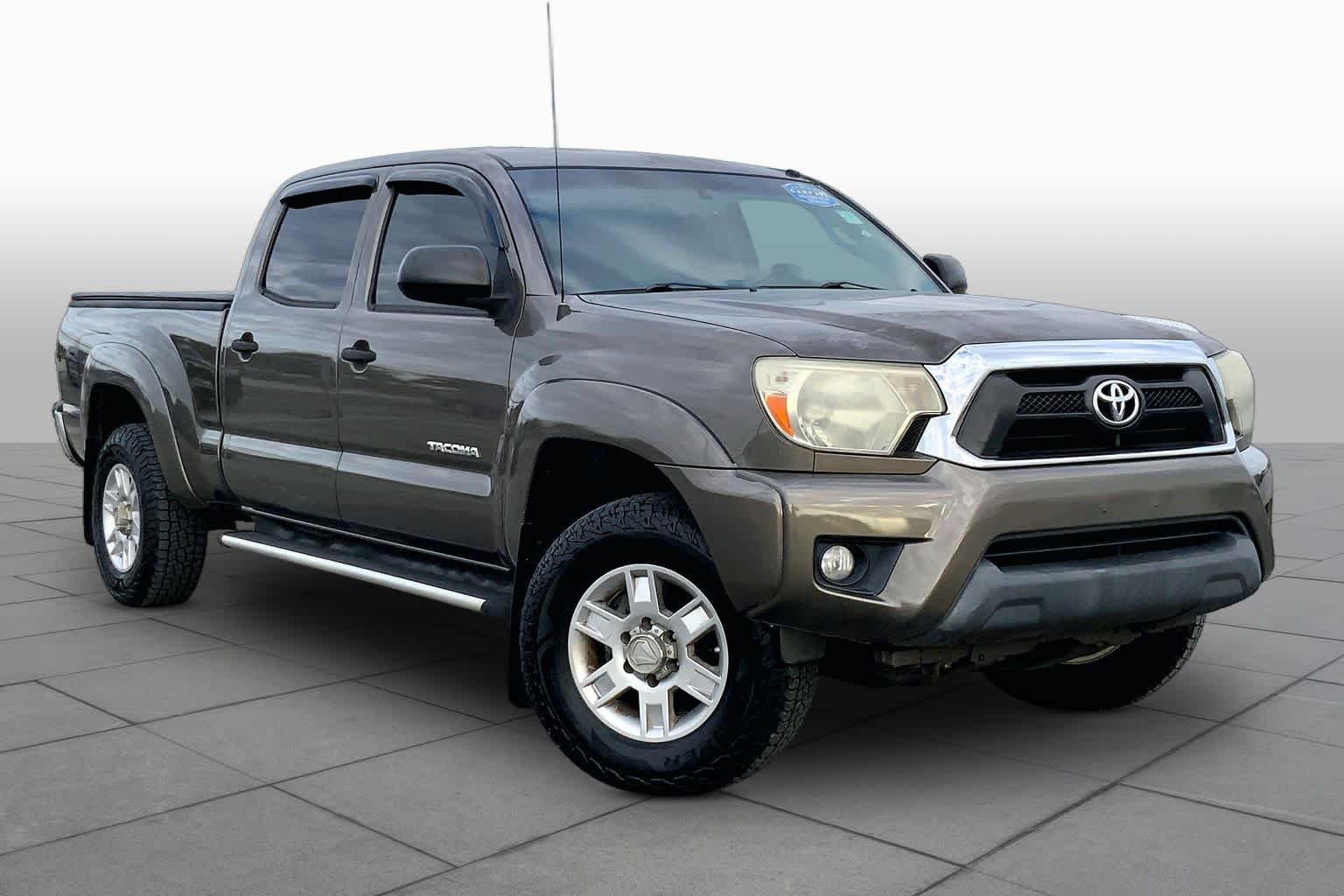 2013 Toyota Tacoma photo 3 of 35