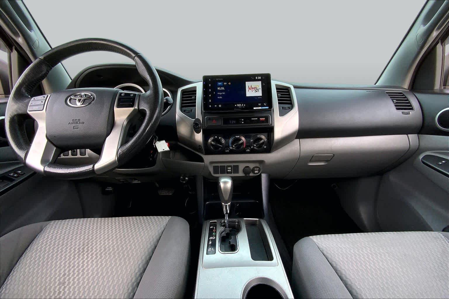 2013 Toyota Tacoma photo 15 of 35