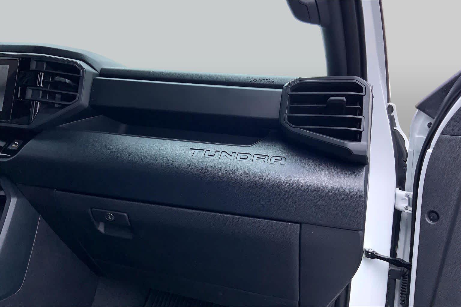 2025 Toyota Tundra photo 18 of 36